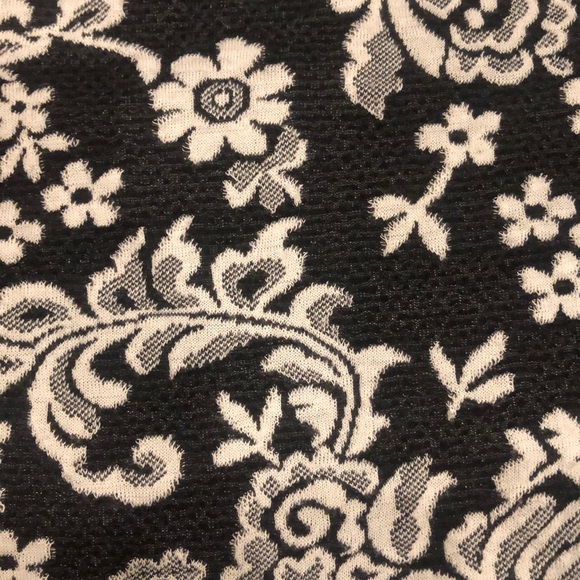 Black Floral Print Dress - Picture 3 of 4